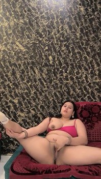 Puja bhabhi fingert rosa muschi