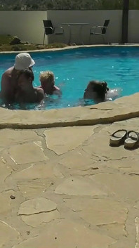Mffff Orgy in the Pool