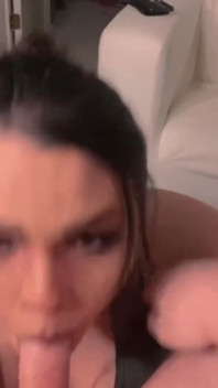 Big Lips Blowjob! Frenulum Kissing Cumshot