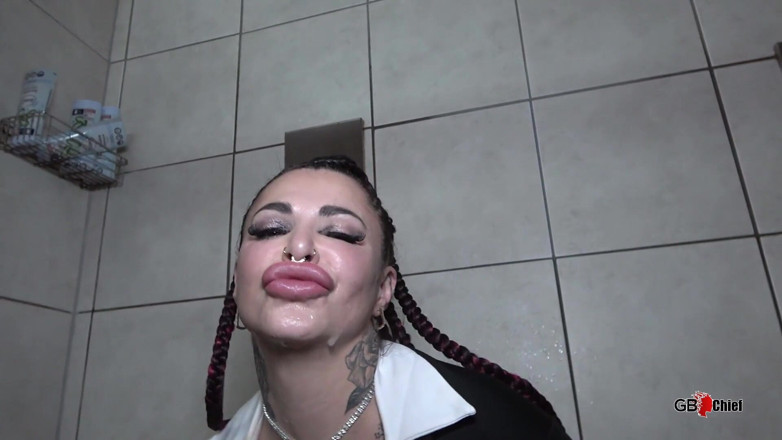 GangBang-Dream: Alicia Dark real , puta lechera hardcore gangbang en Hamburgo