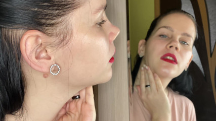Anna Sky: Ongelooflijke reuzine domineert je in 4K