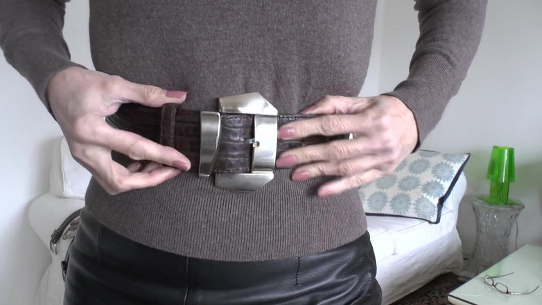 Lady Victoria Valente: Belt Fitting in the Living Room, Part 2, Lady Victoria Valente