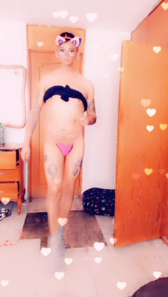 Heydimoon: Menampilkan