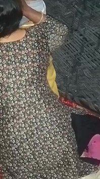 当没有人在家时，我操了我浪漫的继妹