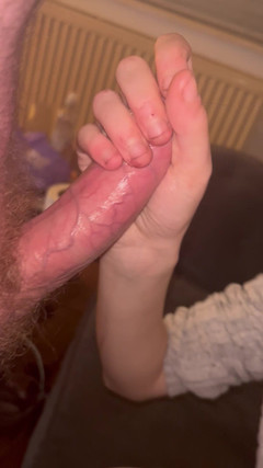 Secretsexycouple69: 特写，吐口水还是？