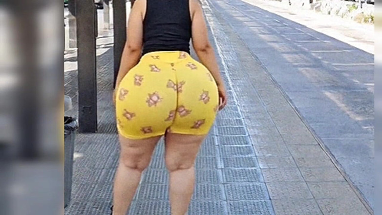 Xprohibidox1: Big Ass Waiting for the Bus in Argentina