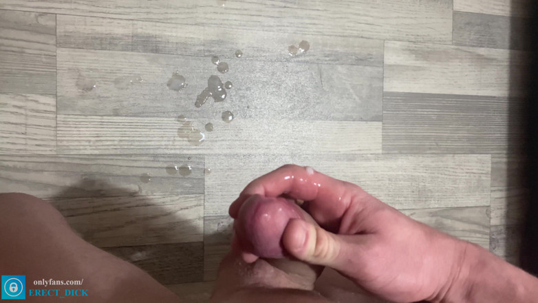 Erect Dick Bi: Ağır çekimde hızlı boşalıyor! Yakın çekim tıraşlı yarağımı sıvazlıyor! POV!