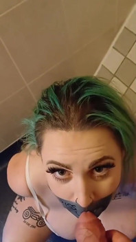 Bambi Pisswhore