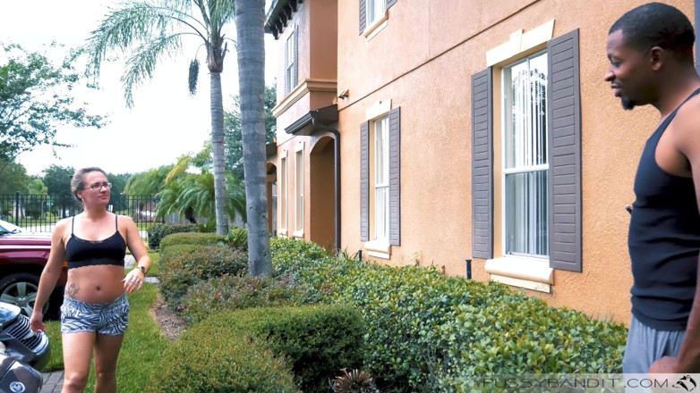 Jonathan Jordan: Swing Couple Seduce Neighbor