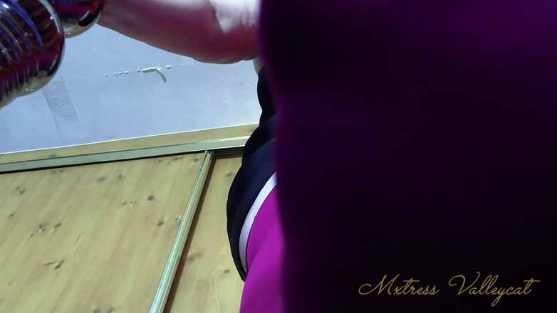 Mxtress Valleycat: Shrunk dan Dipancut Mani