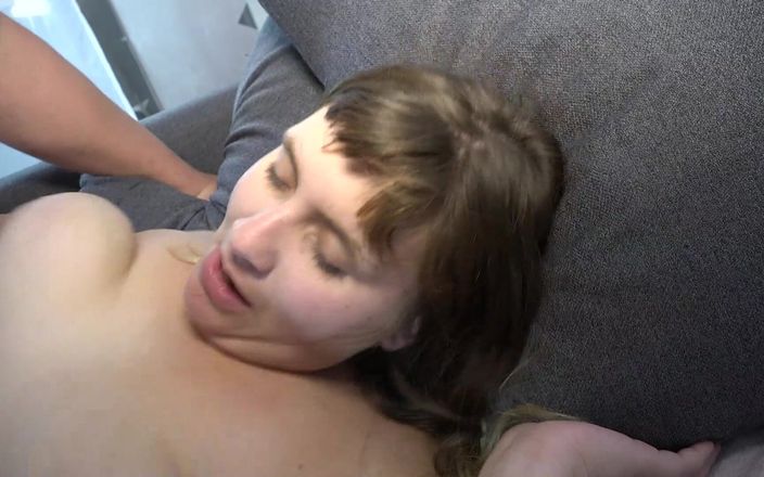 German Fuck Movie: Můj typ je protivný, protože dávám přednost sousedům, aby mě...