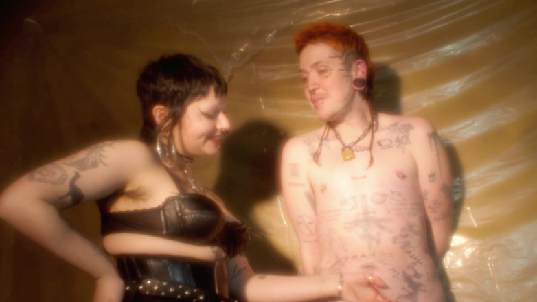punkgoblin: Mear en la habitación T-boy sub sesión