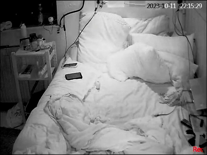 KittieNoOne: Harter Orgasum vor der kamera erwischt