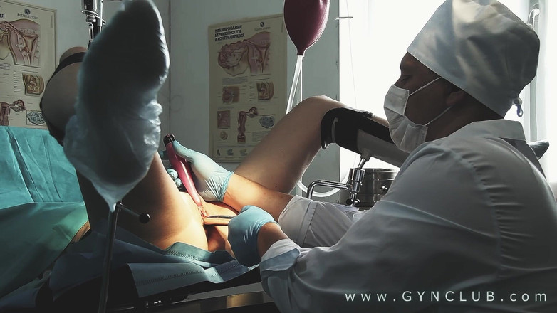 Medical fetish studio gynclub: कठिन गाइनो परीक्षा