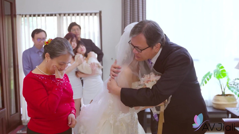 AV Jiali: Groom gets cucked by sakura on his wedding night
