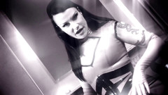 Bizare & Extreme: Crossdresser otroci lízají paní chcaní