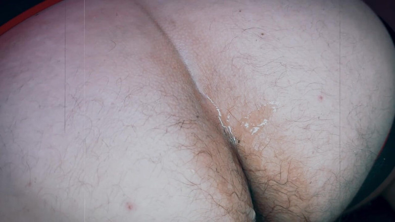 BTrucker77: Btrucker77 dildo ve deri oynuyor