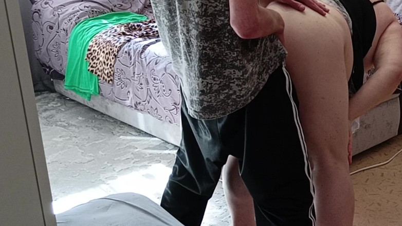 Zona901: The Maid Didn't Wear Panties on Purpose