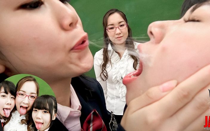 Japan Fetish Fusion: Cours de baisers avec le professeur Niina Whith Meru et...
