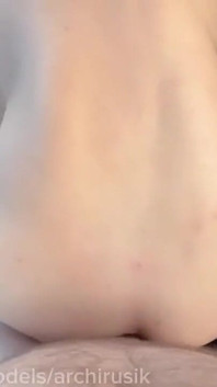 Auto chupando y follando en el culo apretado de un pescador femboy! ¡Lo exclusivo está caliente!