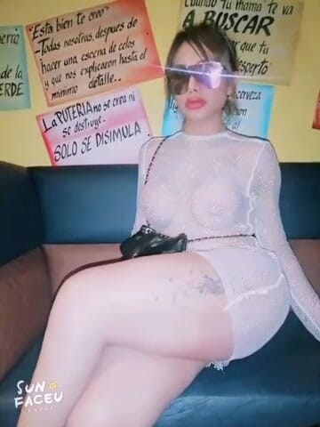 Barbietransxxxx: Trans chica en ub concierto porno en backscenes porno