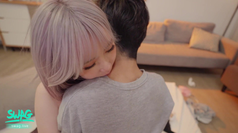 SWAG.live: Ragazza asiatica carina fa sesso con il suo adorabile fidanzato