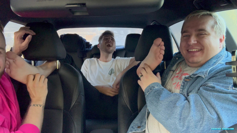 Ticklish Chubs: Snyft: Dimitri