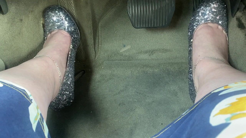 BellaBlast: Pompaggio del pedale in tacchi 5