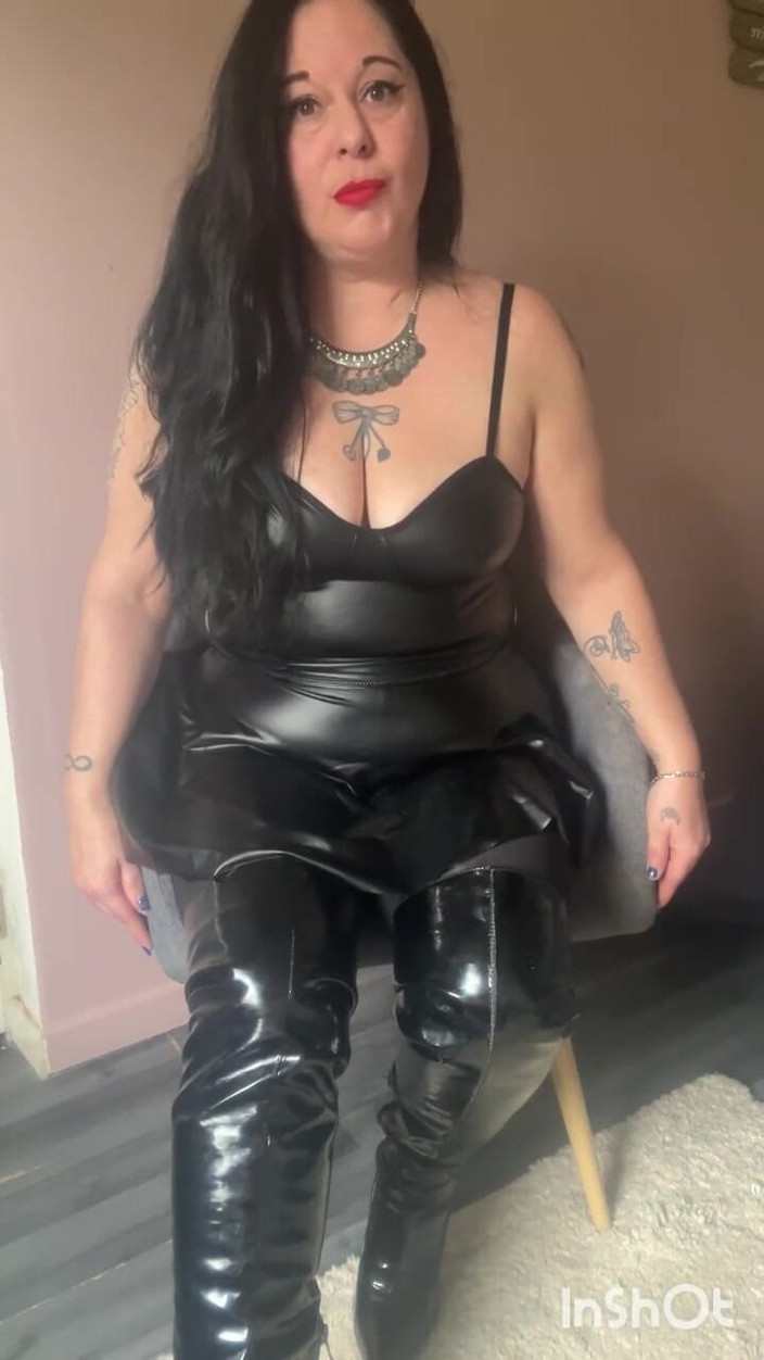 Maitresse Clara: Nu vreau să fii fericit, vreau să fii dependent