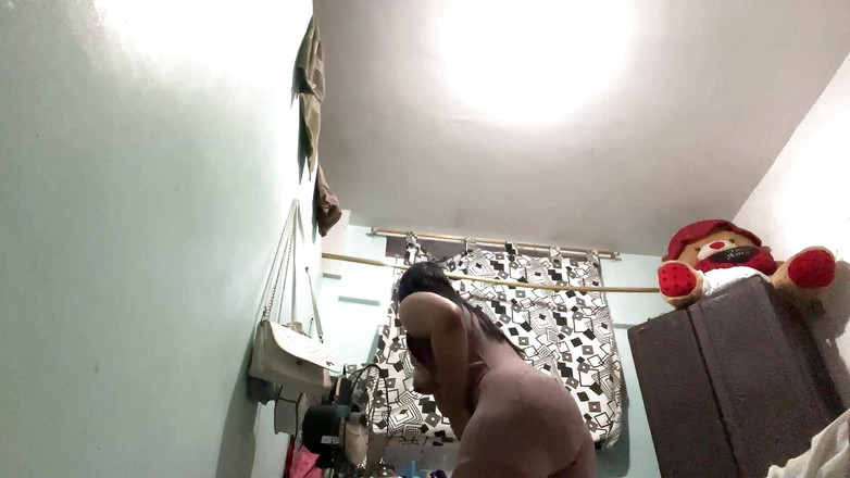 Katrina4deluxe: 拍摄我继妹的多汁战利品