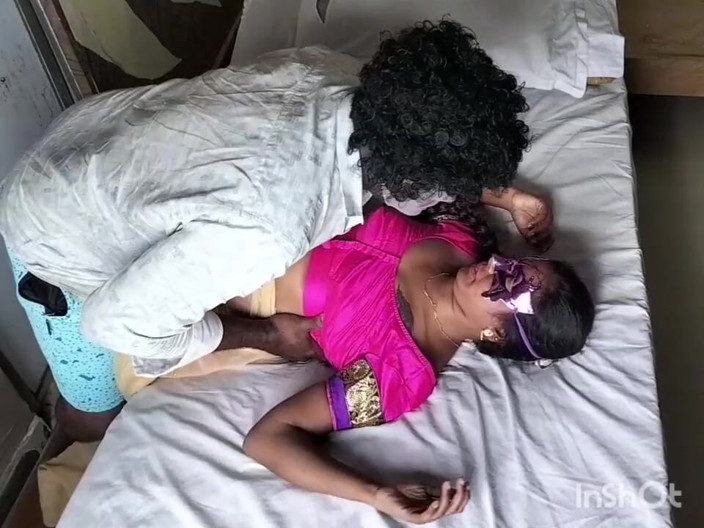 Funny couple porn studio: बहनें पति 1