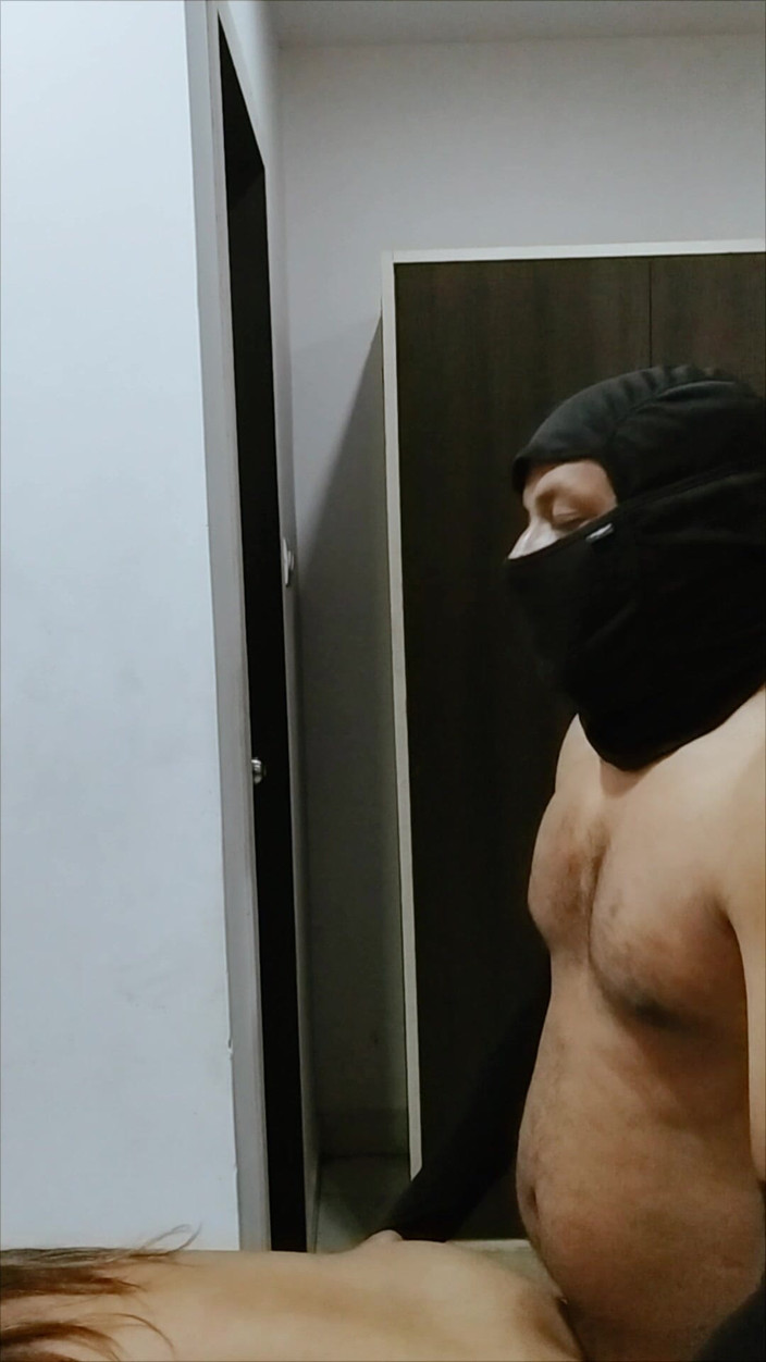 Rocky69rey: Měl jsem spoustu zábavy lízání šťavnatého zadku Leeny