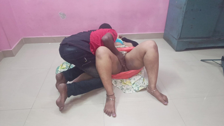 Reshmahotever: Dì Tamil Saree lãng mạn nóng bỏng