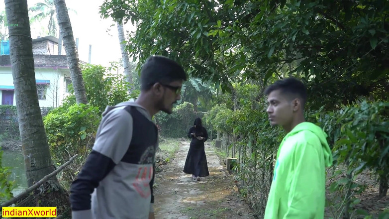 Indian Xshot: Hintli tesettürlü kız kocasının arkadaşıyla seks yapıyor! Fuck My Wife