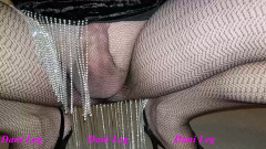 Dani Leg: Dani goza grande em meia arrastão preta sexy