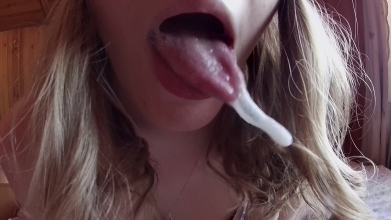 Misssecrete: Une demi-sœur consolidée satisfaite d'une pipe le matin, a fini...