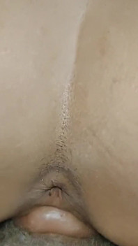 Mi scopo questa bellissima figa moster grande
