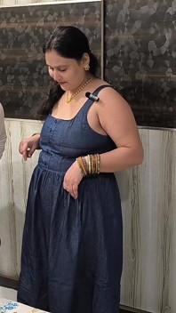 Puja Bhabhi Fuck with Tailor for Stitching a Dress Free of Cost