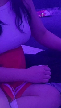 Alisha vill ha en pojkvän som frågar från jultomten