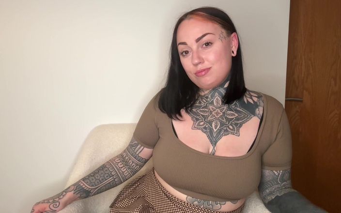 Miss Valentina: टेक्स्ट Me इंटरएक्टिव