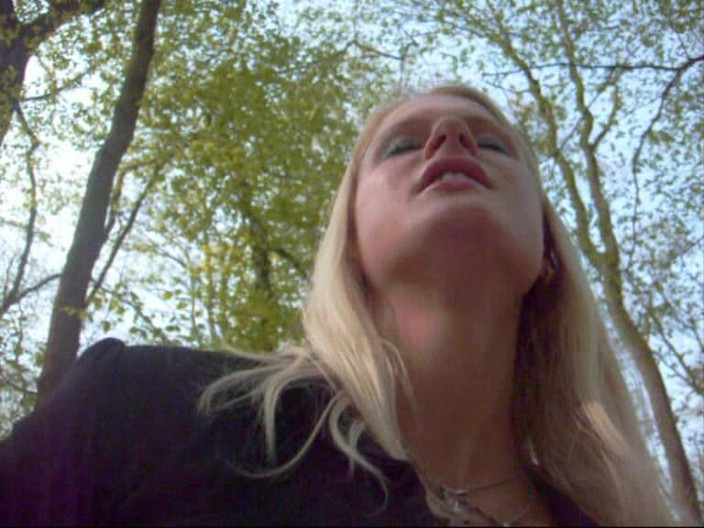 Blondehexe: Selvagem foda depois de ser pega se masturbando