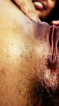 Seksi latin sürtük Alix Avery'yi otelde sikiyorum