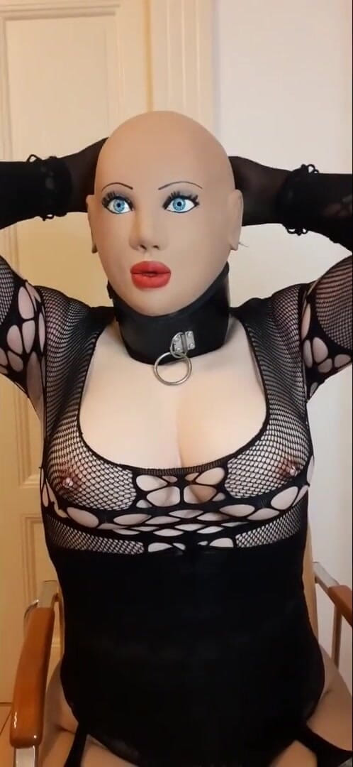 Erica Doll: Od ciężkiej maski po piękną zamaskowaną lalkę