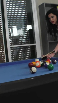 Billiards lessons for the explosive Raphaella Ferrari