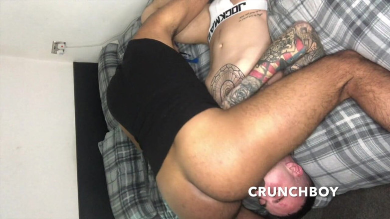 SEX WITH STRAIGHT BOY CURIOUS: Danny Boss wurde im hotel von hetero-araber roh benutzt