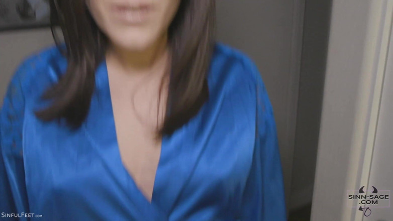 Sinn Sage: Step Sister Secret