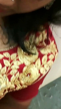 ビューティー・ムンバイ女優クスブーがファームハウスでボスとフェラチオとドッグポジションを経験しました