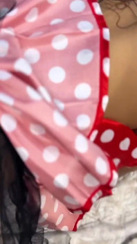 Minnie mouse kabur dari buku cerita untuk jilat kontol