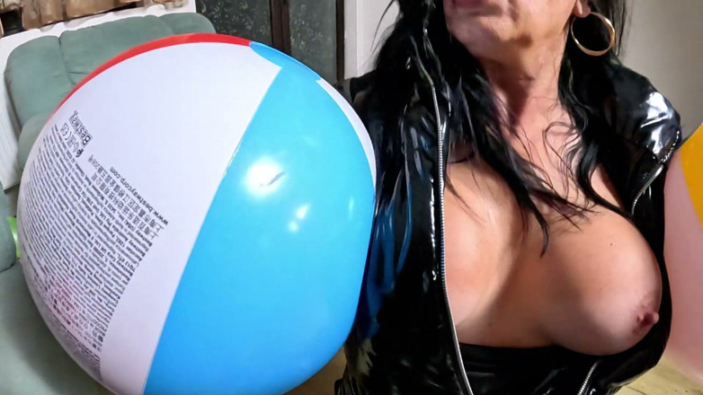 MilfyCalla: Glossy Downjacket MILF Beach Ball Fetish. Deepthroat, Popping, Riding and...