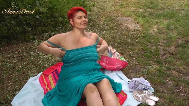 Anna Devot: At the lake masturbated